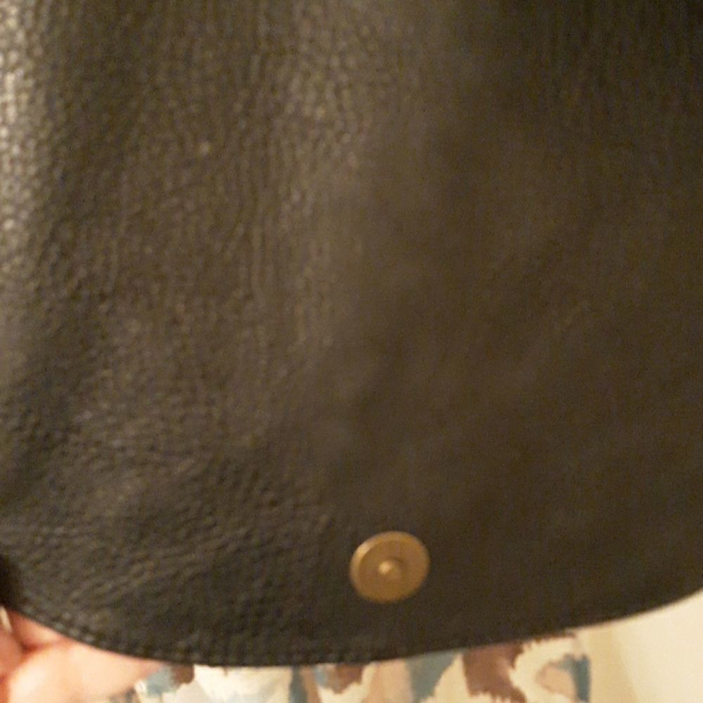 Carlos Shoulder Bag  - Picture 10 of 11
